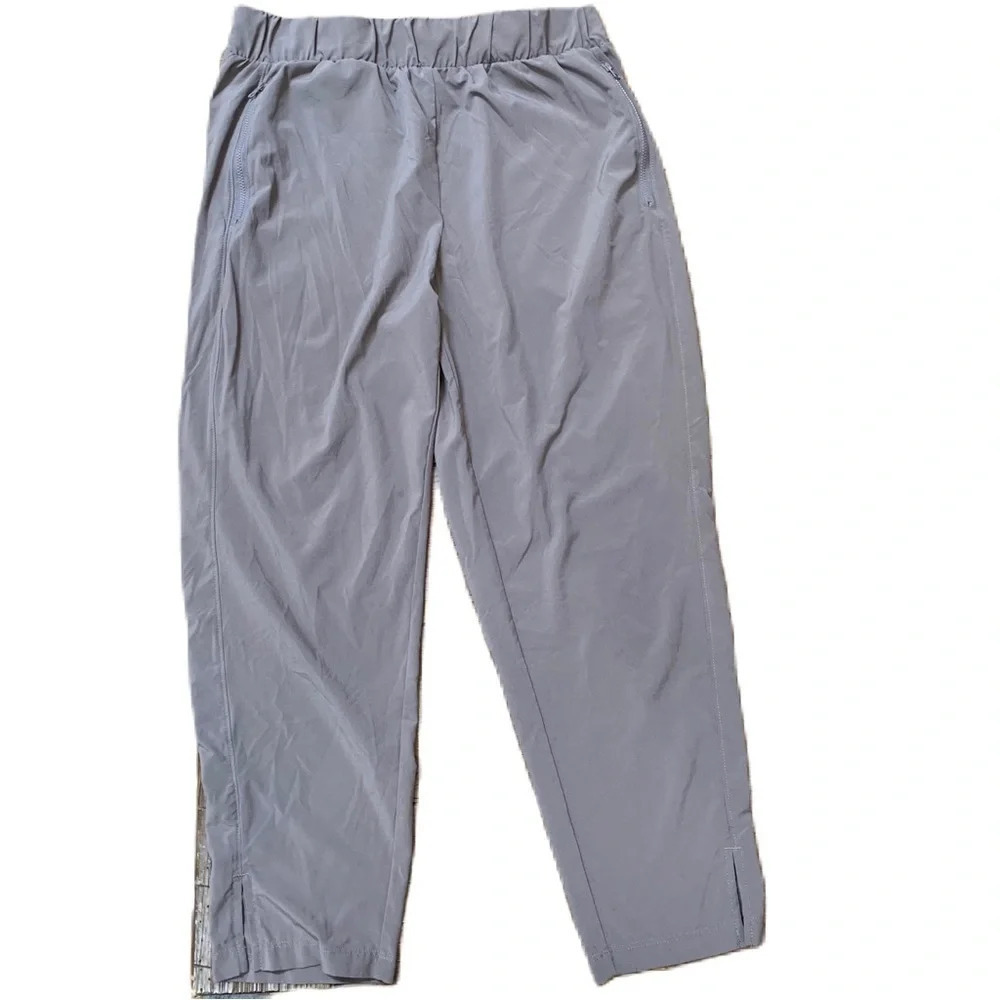 Zella lightweight stretch polyester cropped elastic waist gray tan pants Medium